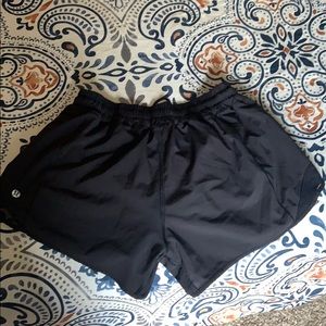 Lululemon hotty hot shorts size 8 tall